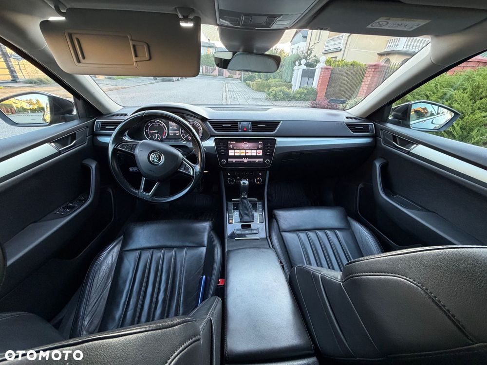 Skoda Superb 2.0 TDI Ambition DSG7 - 13