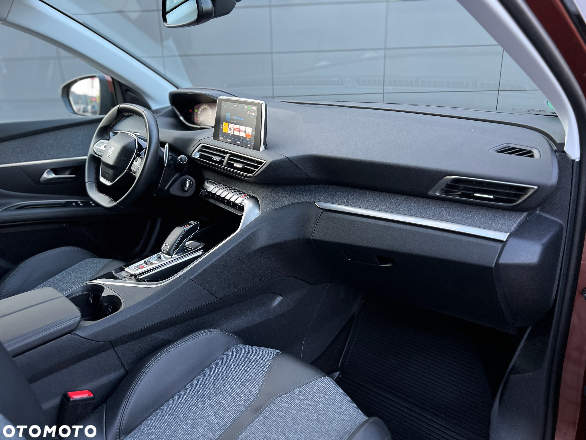 Peugeot 3008 BlueHDi 120 EAT6 Stop & Start Allure - 29