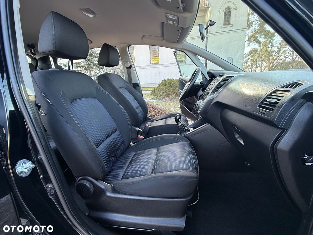 Hyundai ix20 1.4 blue Comfort - 12