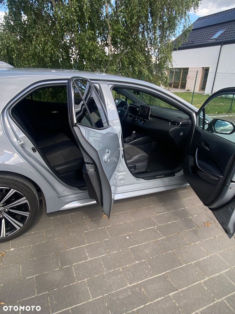 Toyota Corolla 1.8 Hybrid Comfort - 15