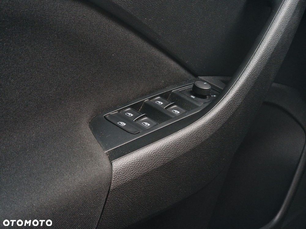 Skoda Kamiq 1.0 TSI Selection DSG - 20