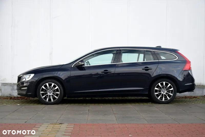 Volvo V60 D2 Drive-E Dynamic Edition (Momentum) - 6