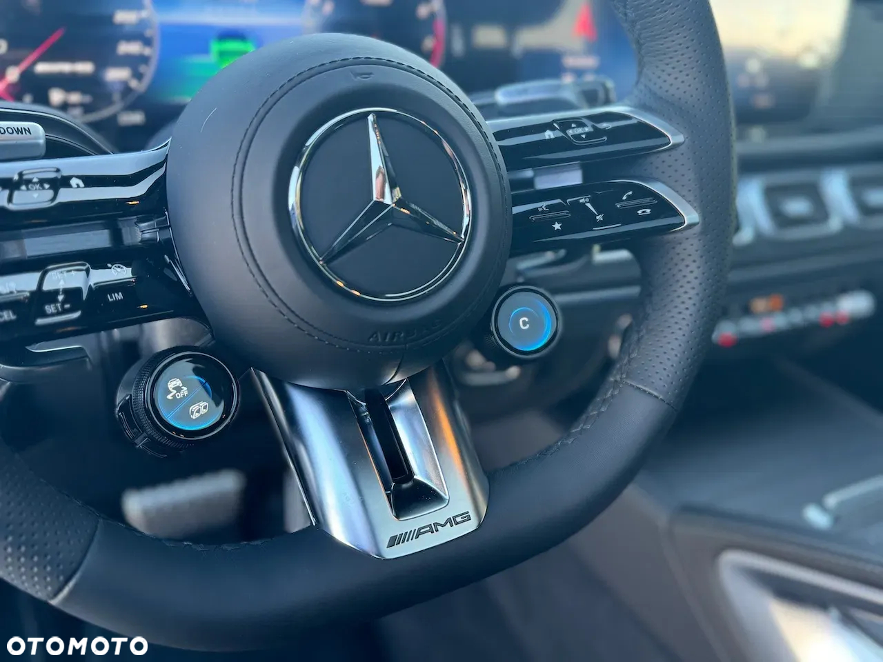 Mercedes-Benz GLE AMG Coupe 53 4-Matic Premium - 12