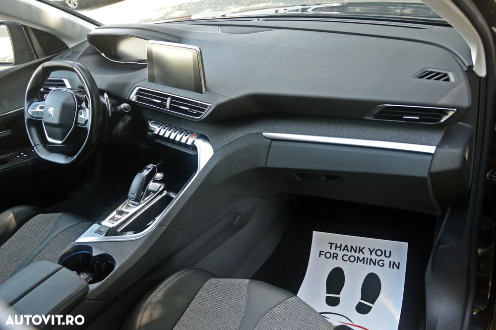 Peugeot 5008 BlueHDI 130 EAT8 Allure - 27
