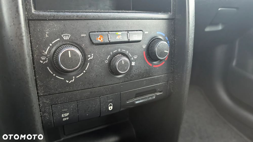 Peugeot 207 1.4 Access - 12