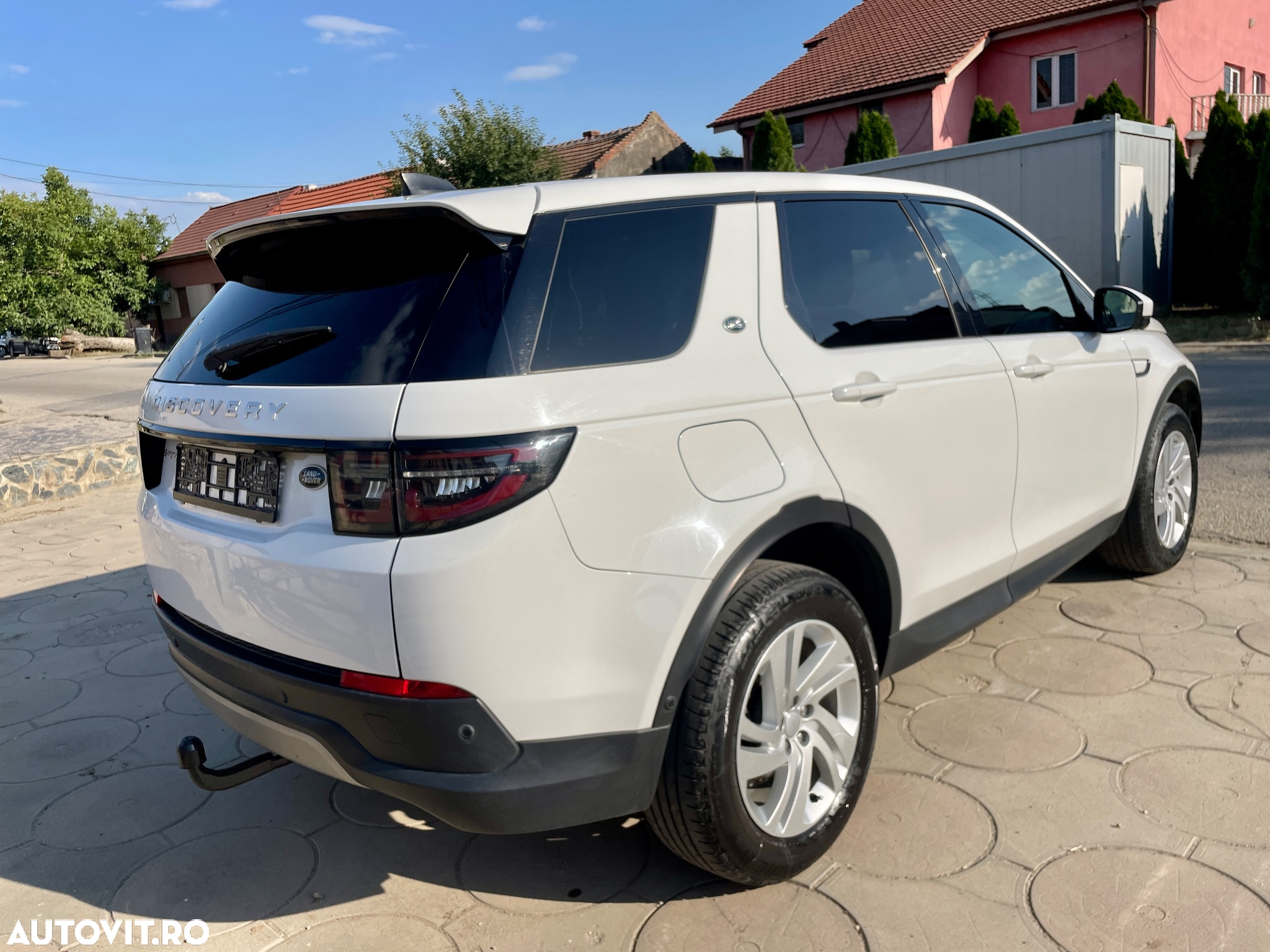 Land Rover Discovery Sport 2.0 D165 MHEV - 4