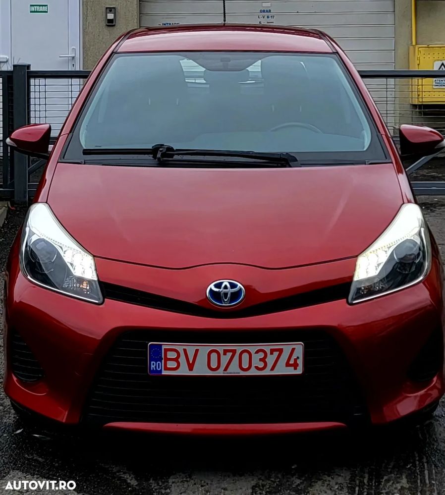 Toyota Yaris 1.5 VVT-i HSD Luna - 9