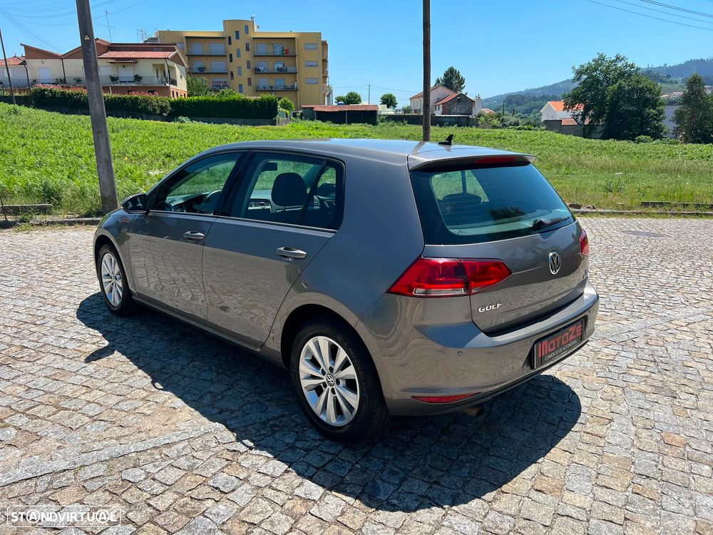 VW Golf 1.6 TDi Confortline DSG - 3