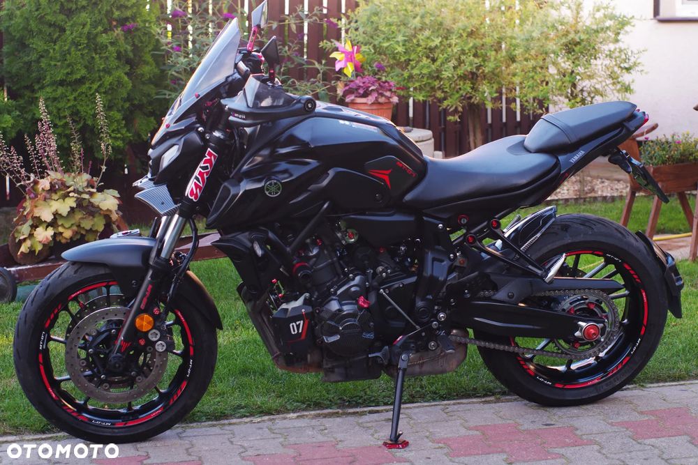 Yamaha MT - 21