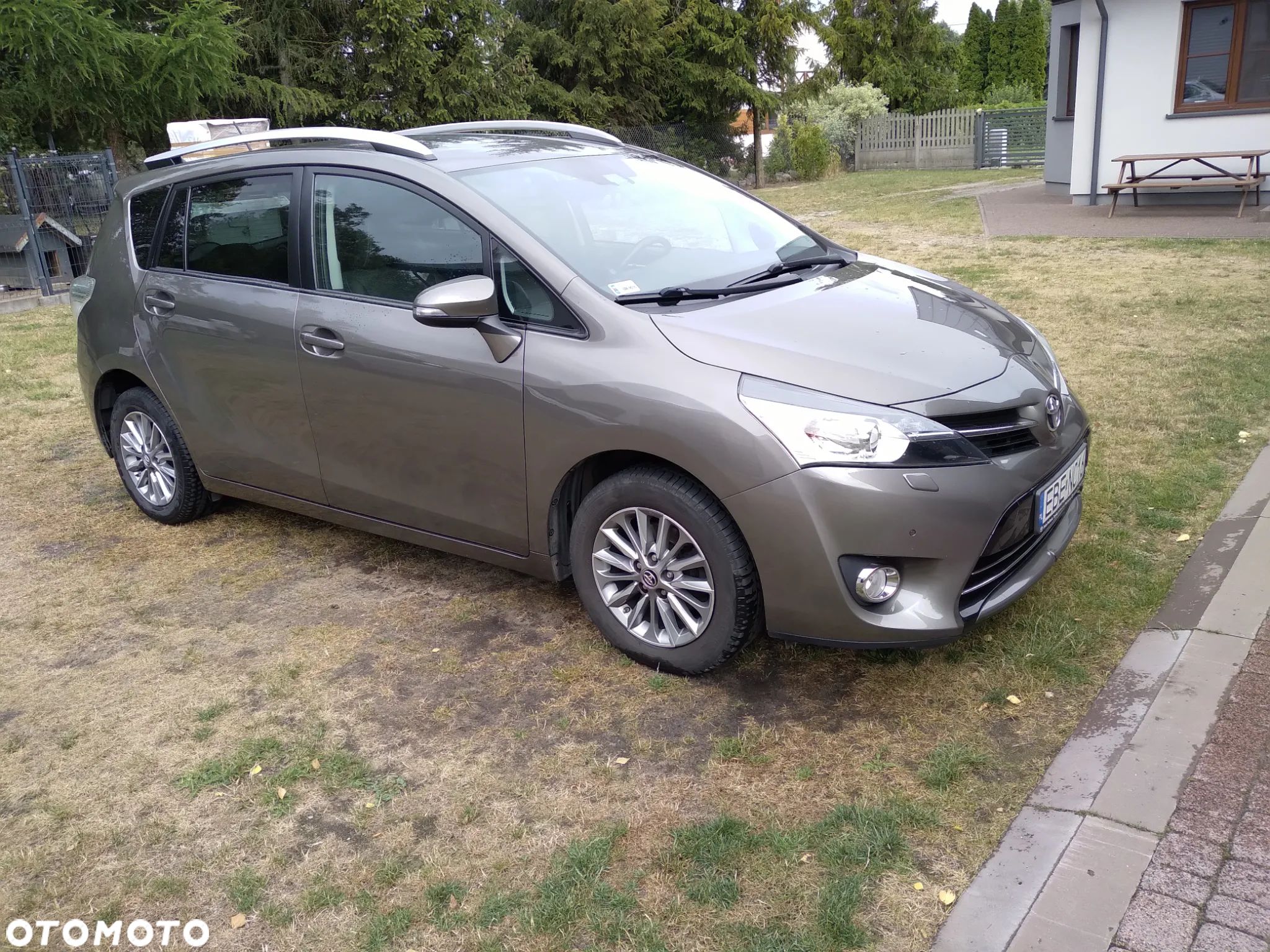 Toyota Verso 1.8 Prestige 7os EU6 - 1