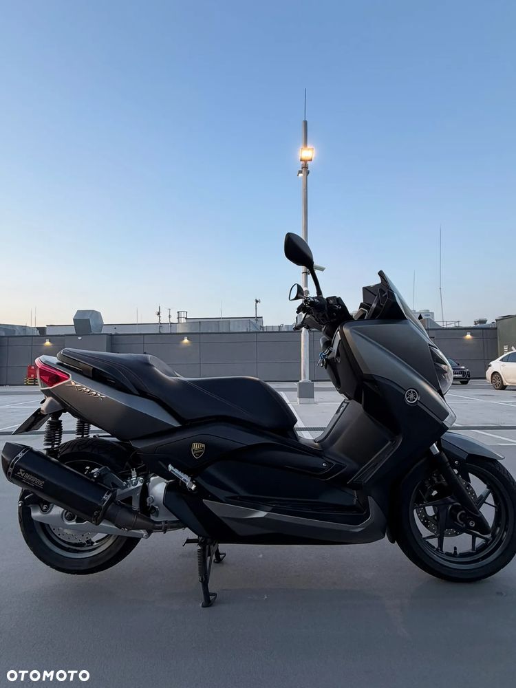 Yamaha X-max - 10