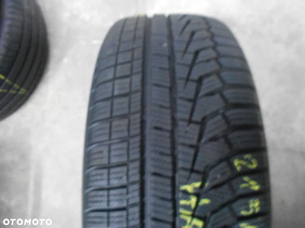 OPONA POJEDYNKA  215/55r16 HANKOOK WINTER I'CEPT EVO 2 DOT 3615 7.9MM - 2