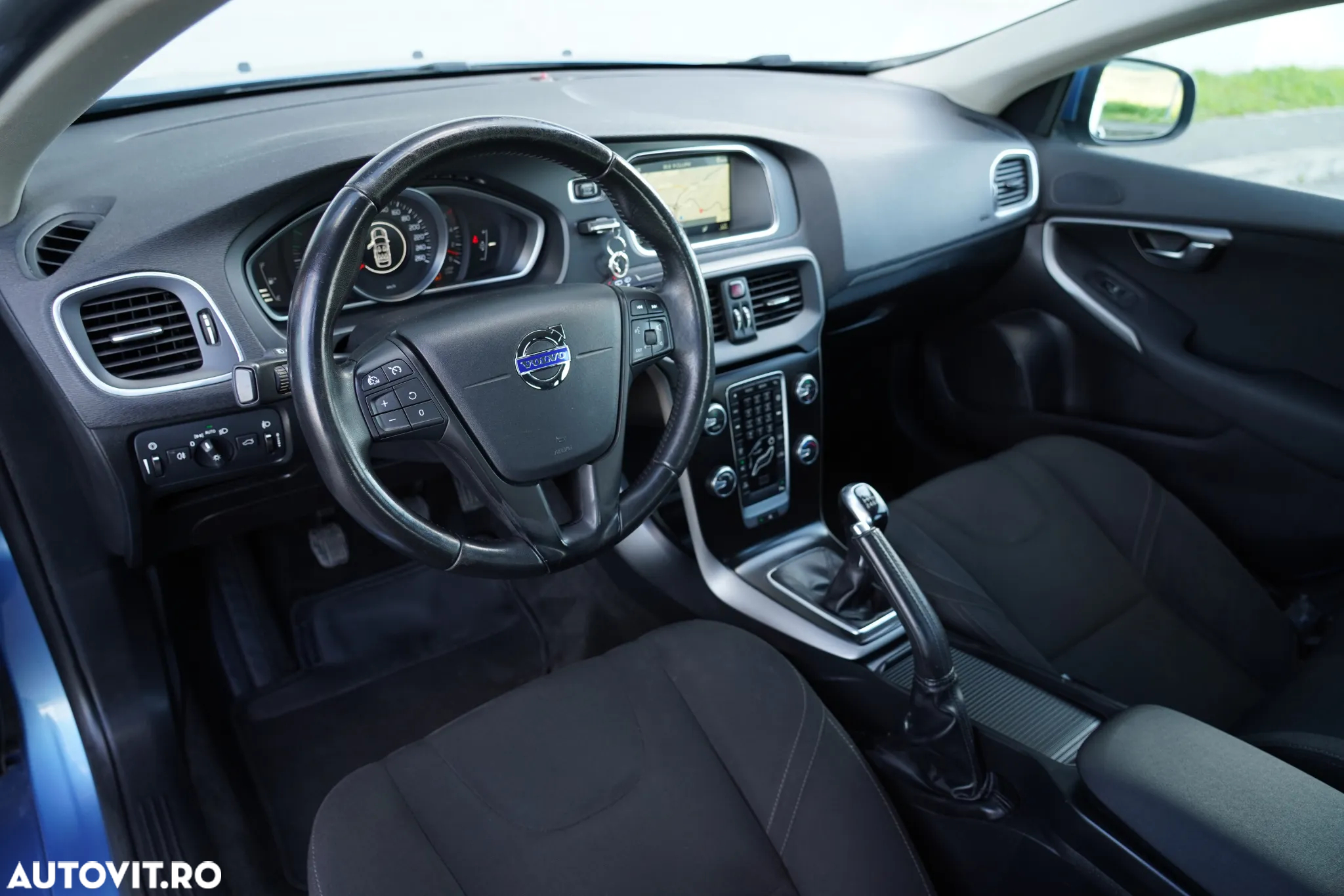 Volvo V40 D2 Kinetic - 11