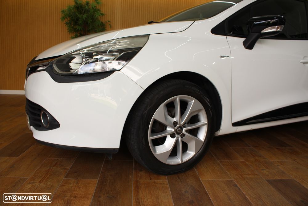 Renault Clio Sport Tourer 0.9 TCe Limited - 16