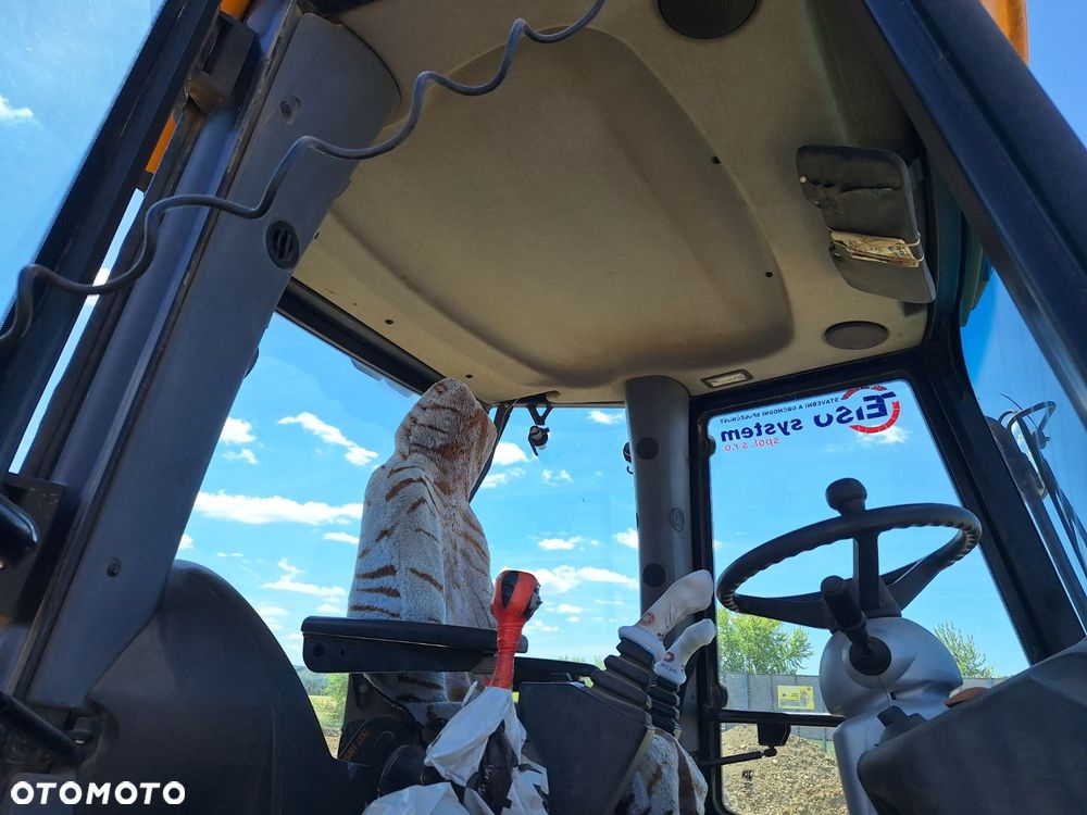 JCB 4Cx 4X4 - 26