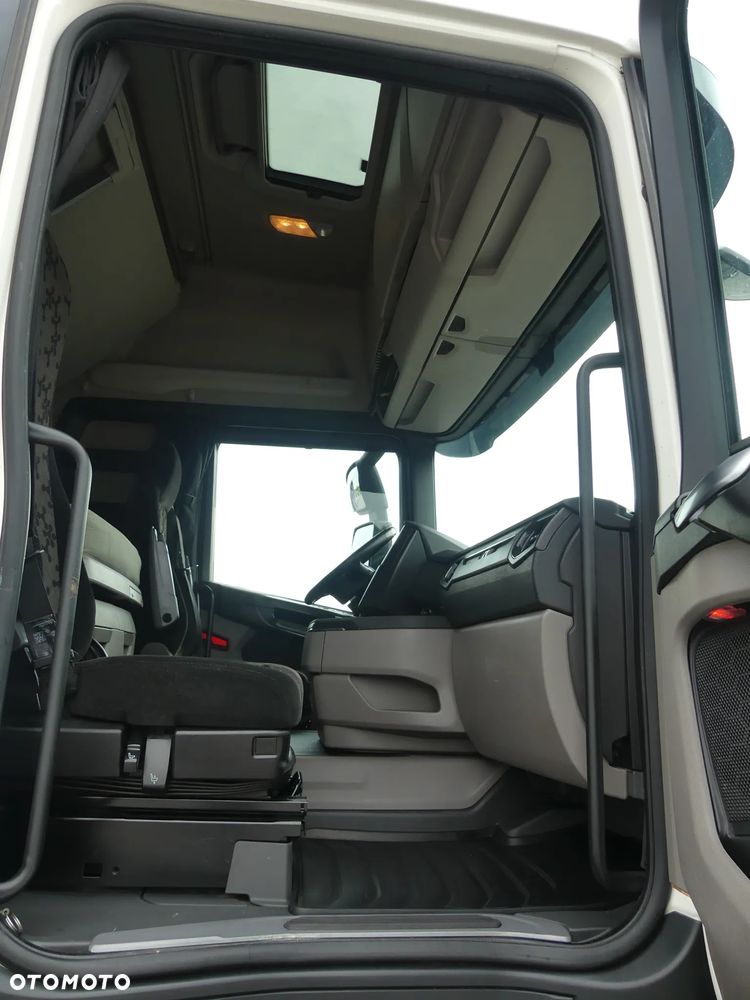 Scania R450 / EURO 6 / RETARDER / LOW DECK / KLIMA POSTOJOWA / - 25