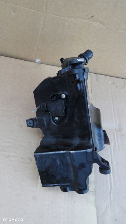 AUDI A6 RS6 C6 OSŁONA OBUDOWA SEPARATOR OLEJU 5.0 - 2