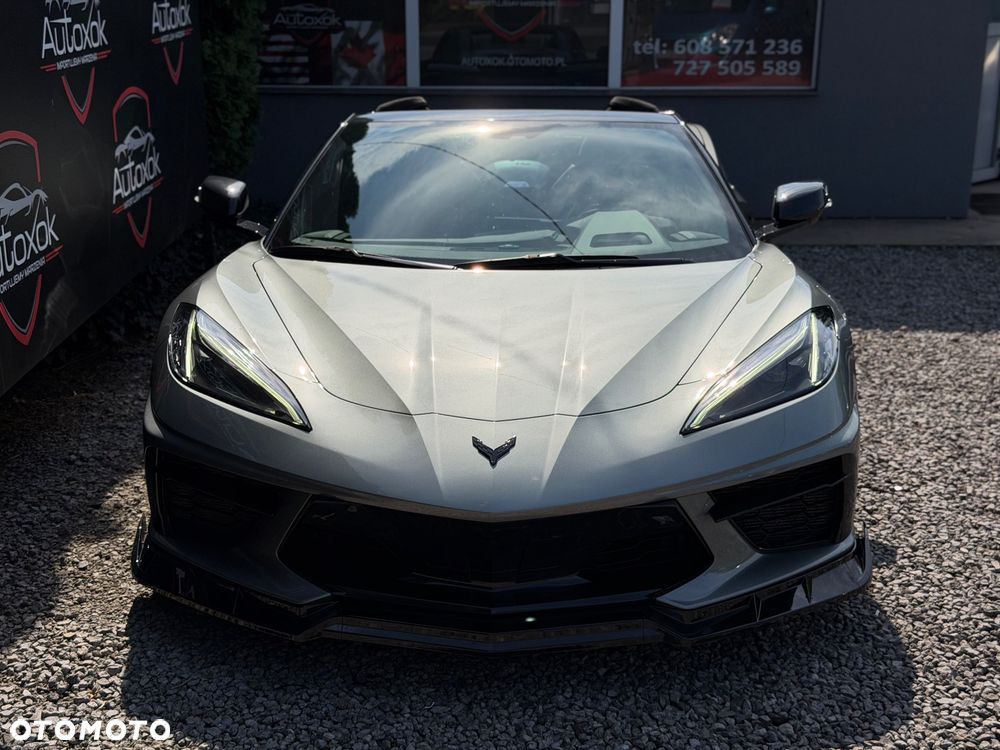 Chevrolet Corvette - 5