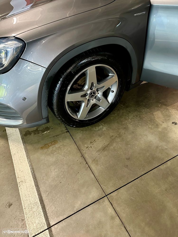 Mercedes-Benz GLA 220 d - 10