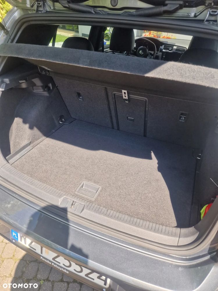 Volkswagen Golf - 20