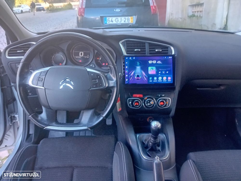 Citroën C4 1.6 BlueHDi Live - 32