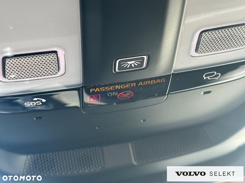 Volvo XC 40 - 30