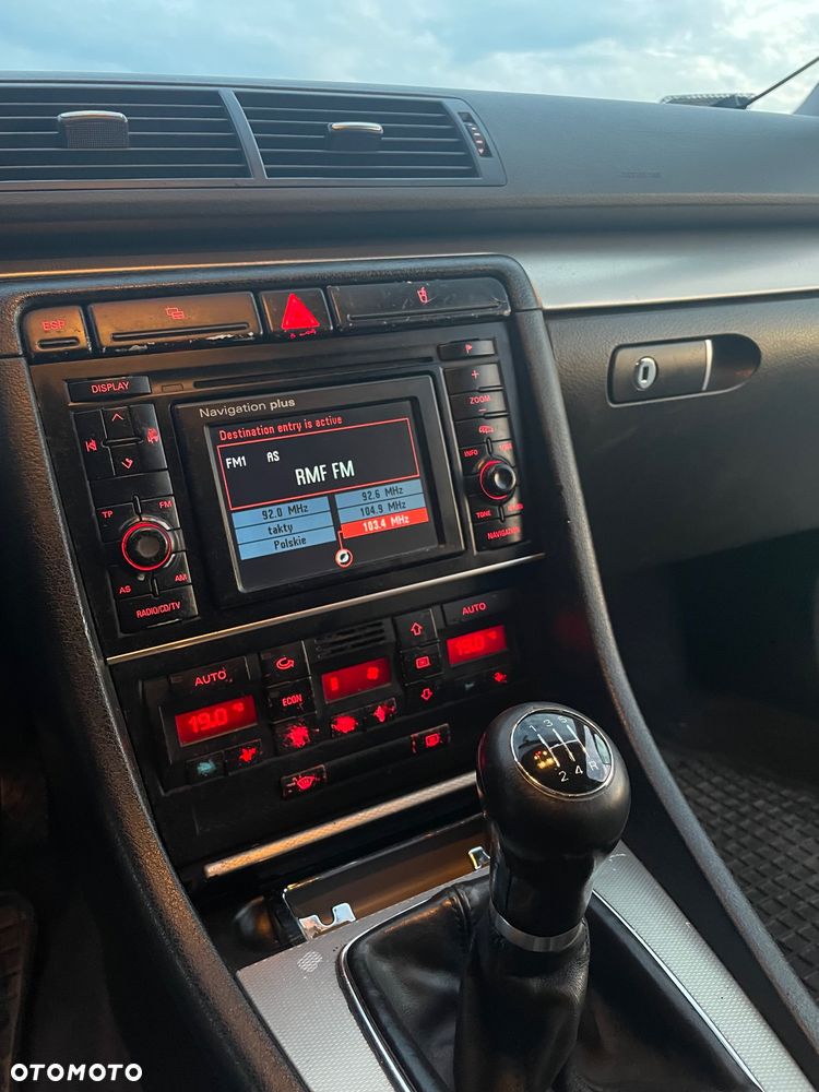 Audi A4 Avant 1.8T - 10