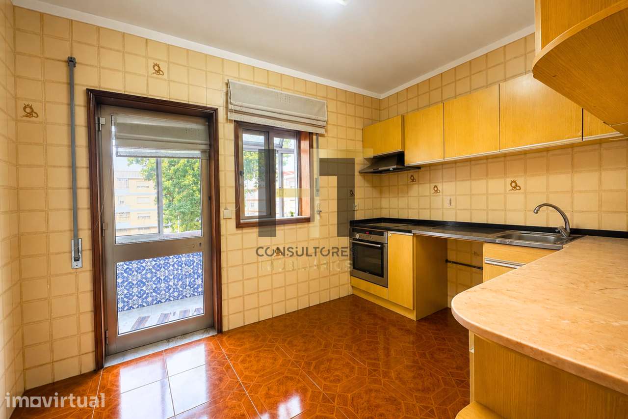 Apartamento T3 com Garagem e 2 Varandas | 5 Min. do Metro e ISMAI | Ca - Grande imagem: 5/28