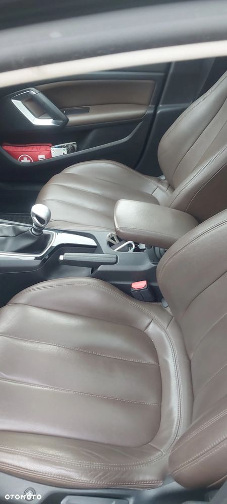 Peugeot 308 BlueHDi FAP 120 Stop & Start Allure - 11