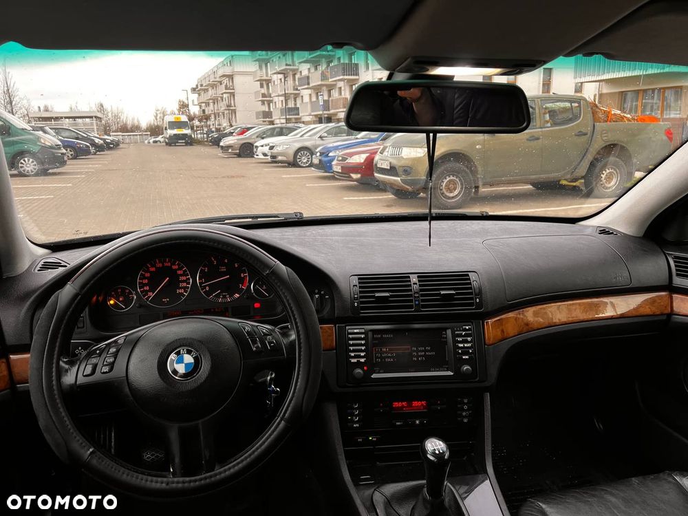 BMW Seria 5 - 14