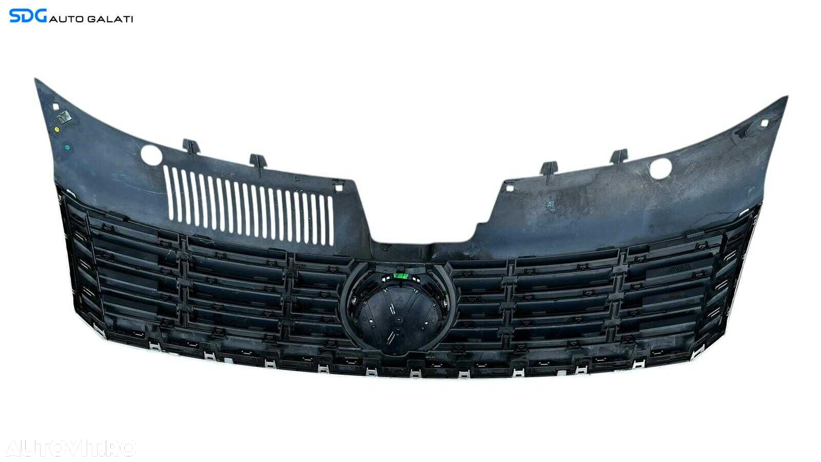 Grila Centrala cu Emblema Sigla de pe Bara Spoiler Fata Volkswagen CC 2012 - 2017 Cod 3C8853653A 3C8853651A [L5327] - 3