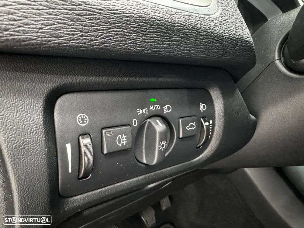 Volvo V40 2.0 D2 Kinetic Eco - 17