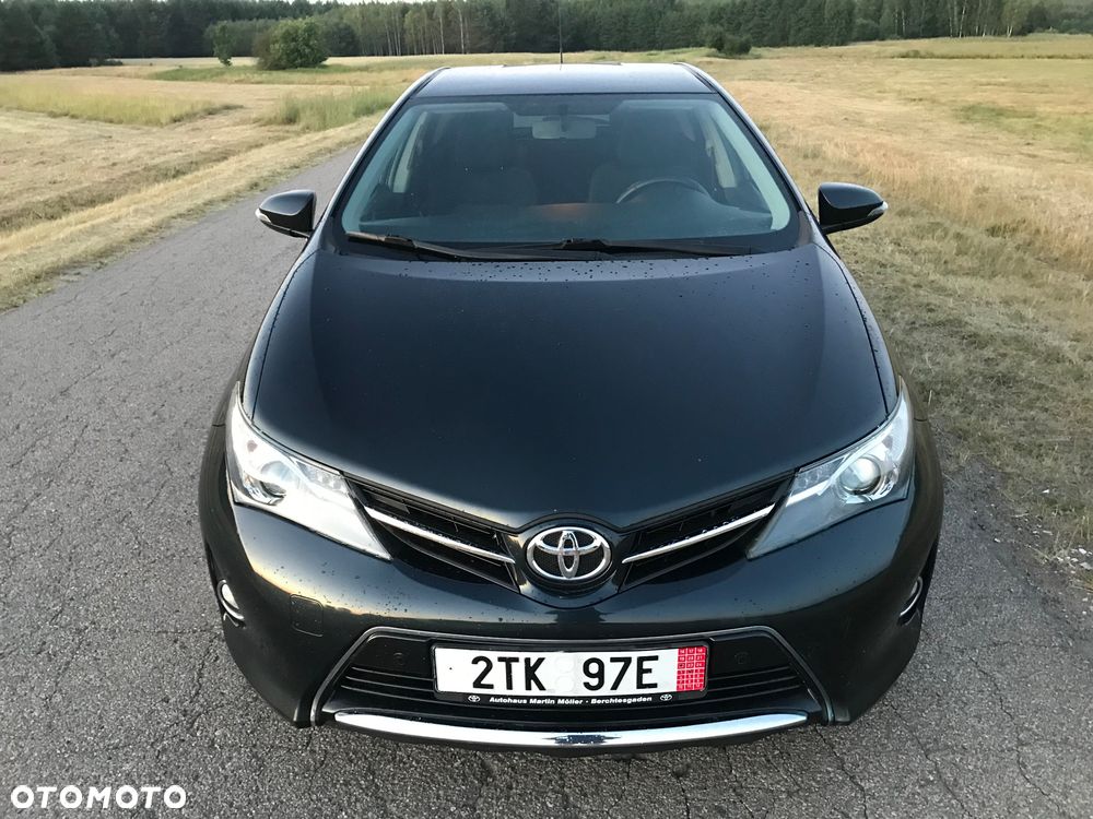 Toyota Auris - 2