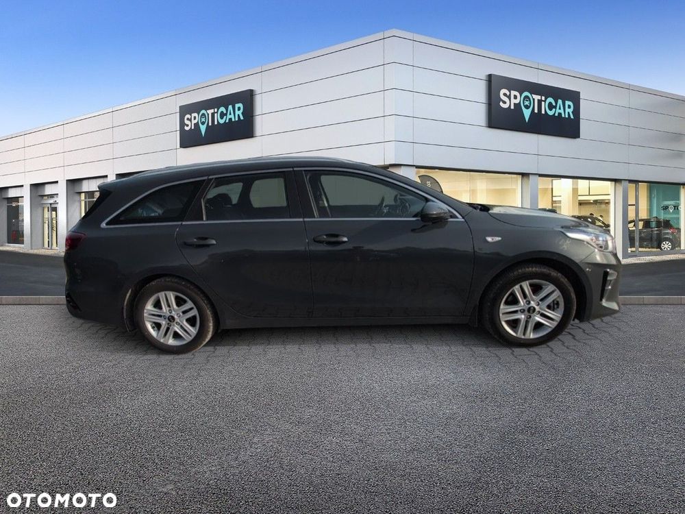 Kia Ceed 1.6 CRDi SCR M DCT - 4