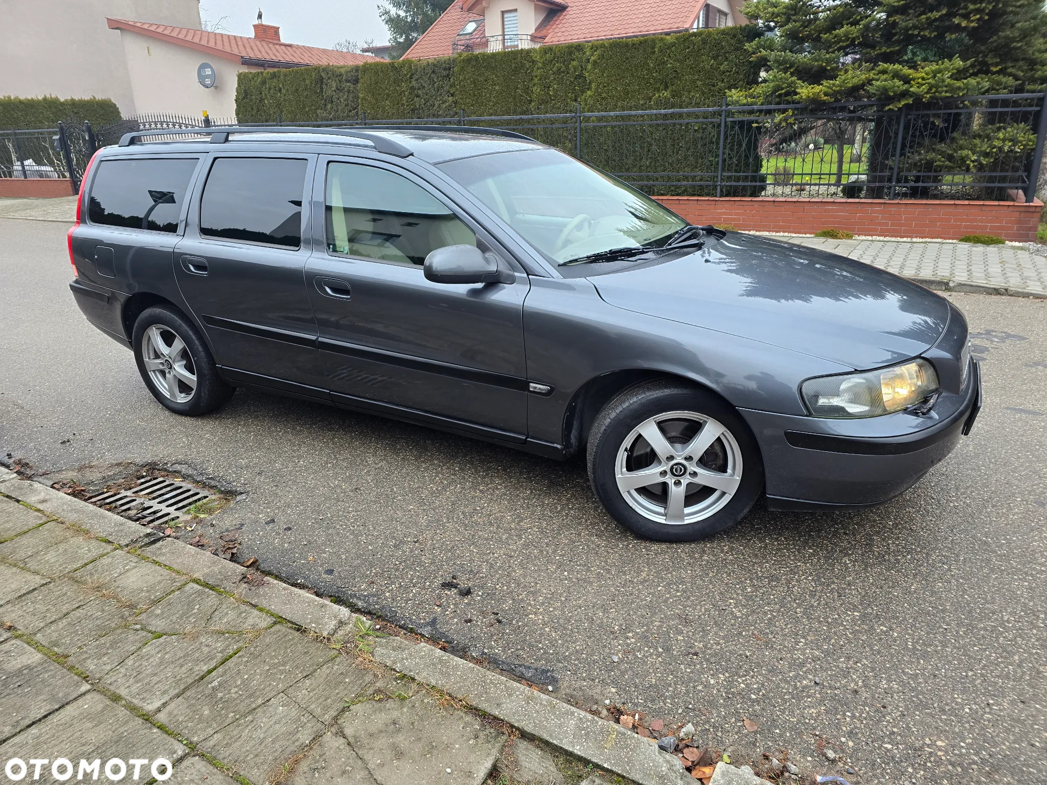 Volvo V70 2.5 T Kinetic - 25