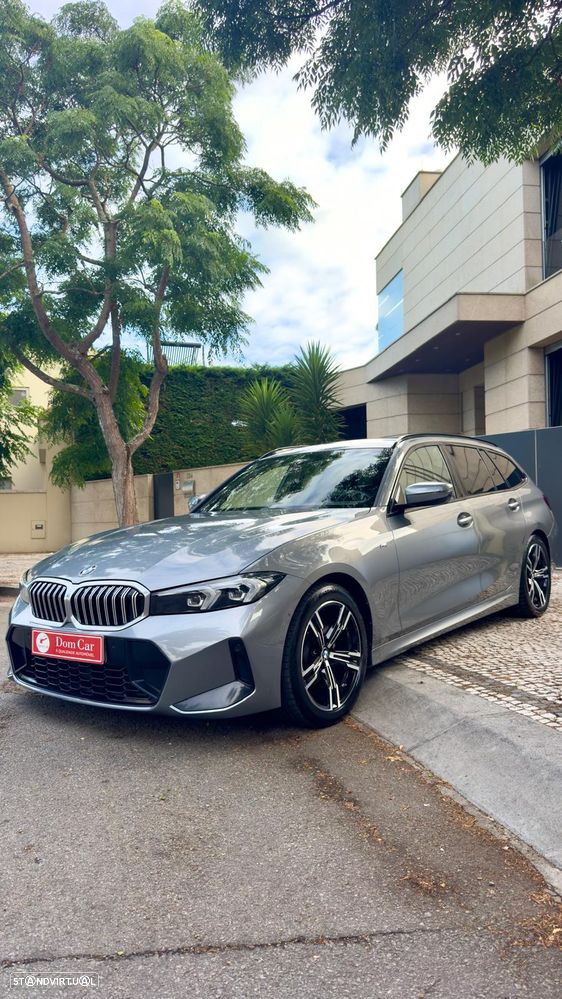 BMW 320 d Pack Desportivo M Auto - 1
