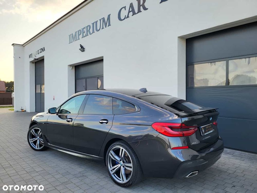 BMW 6GT - 5