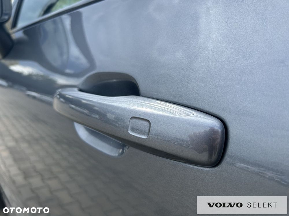 Volvo XC 60 - 30