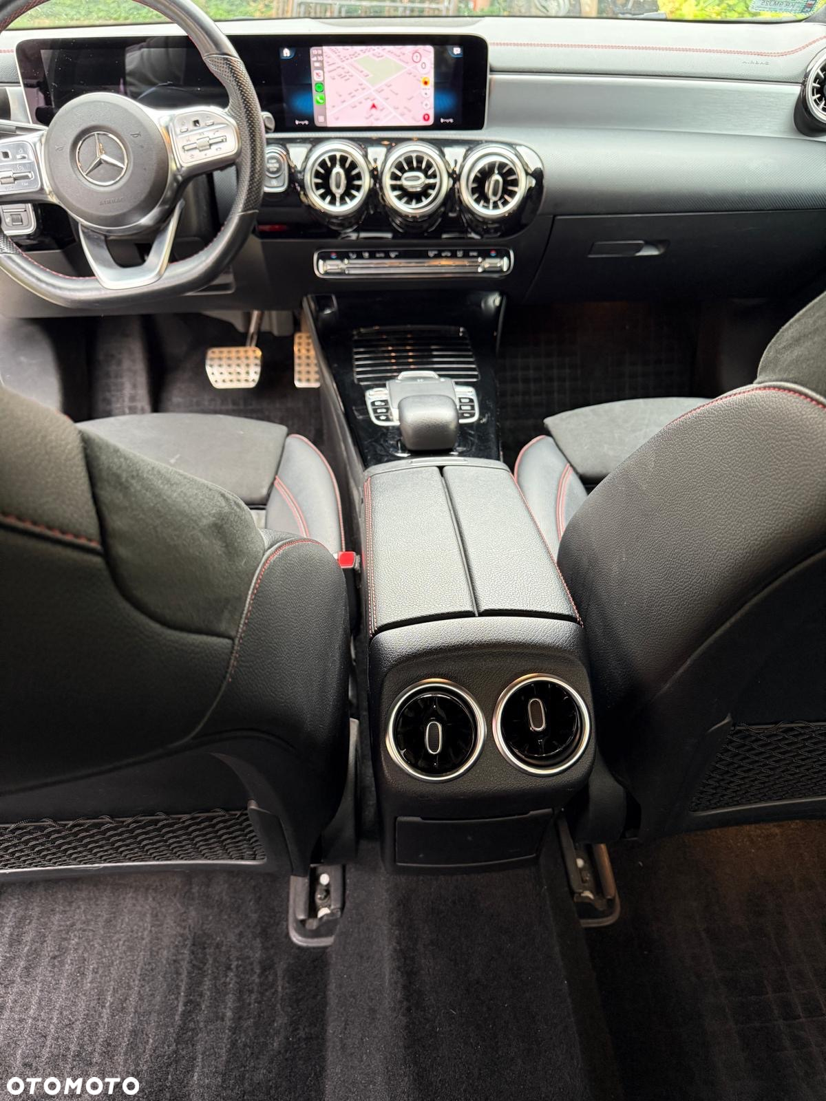 Mercedes-Benz CLA - 9