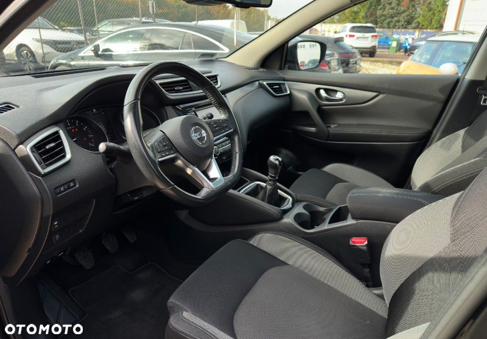 Nissan Qashqai - 11