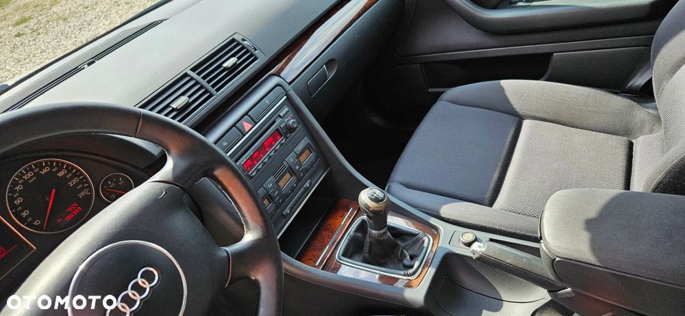 Audi A4 Avant 1.9 TDI - 29