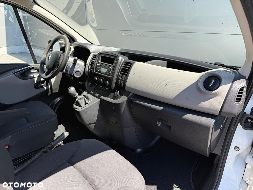Renault Trafic - 30