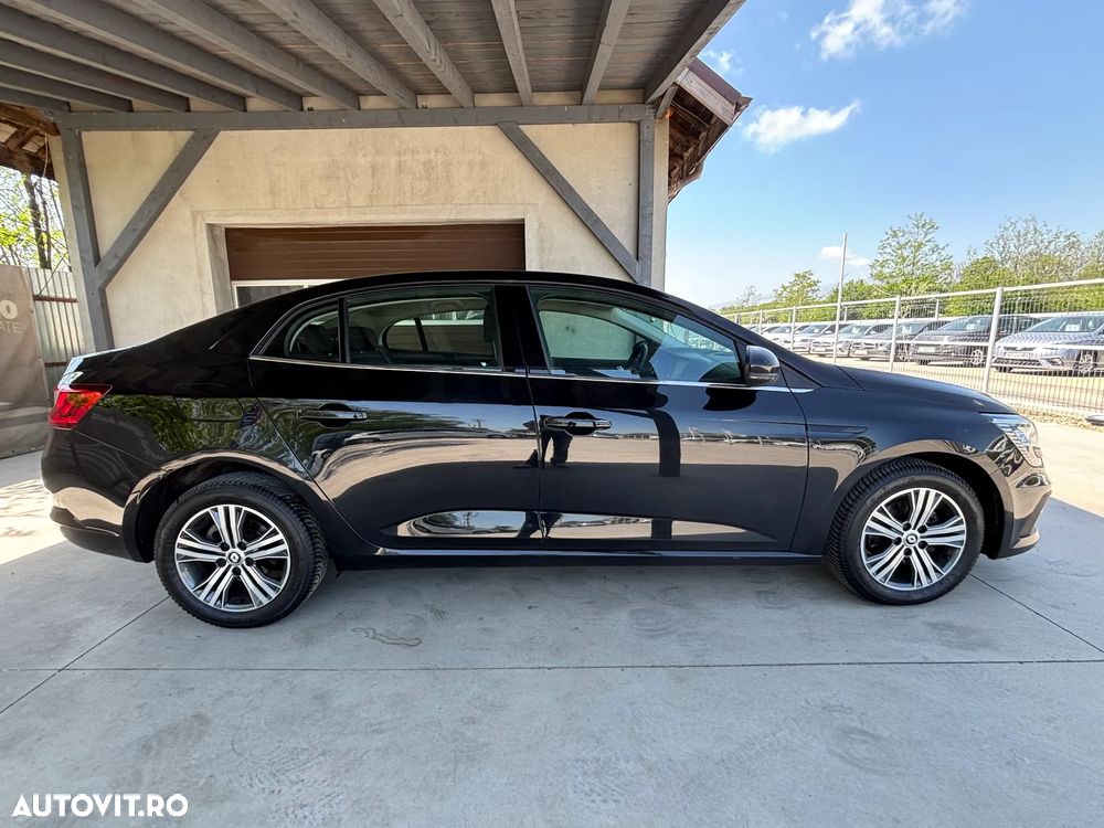 Renault Megane TCe GPF Intens - 10