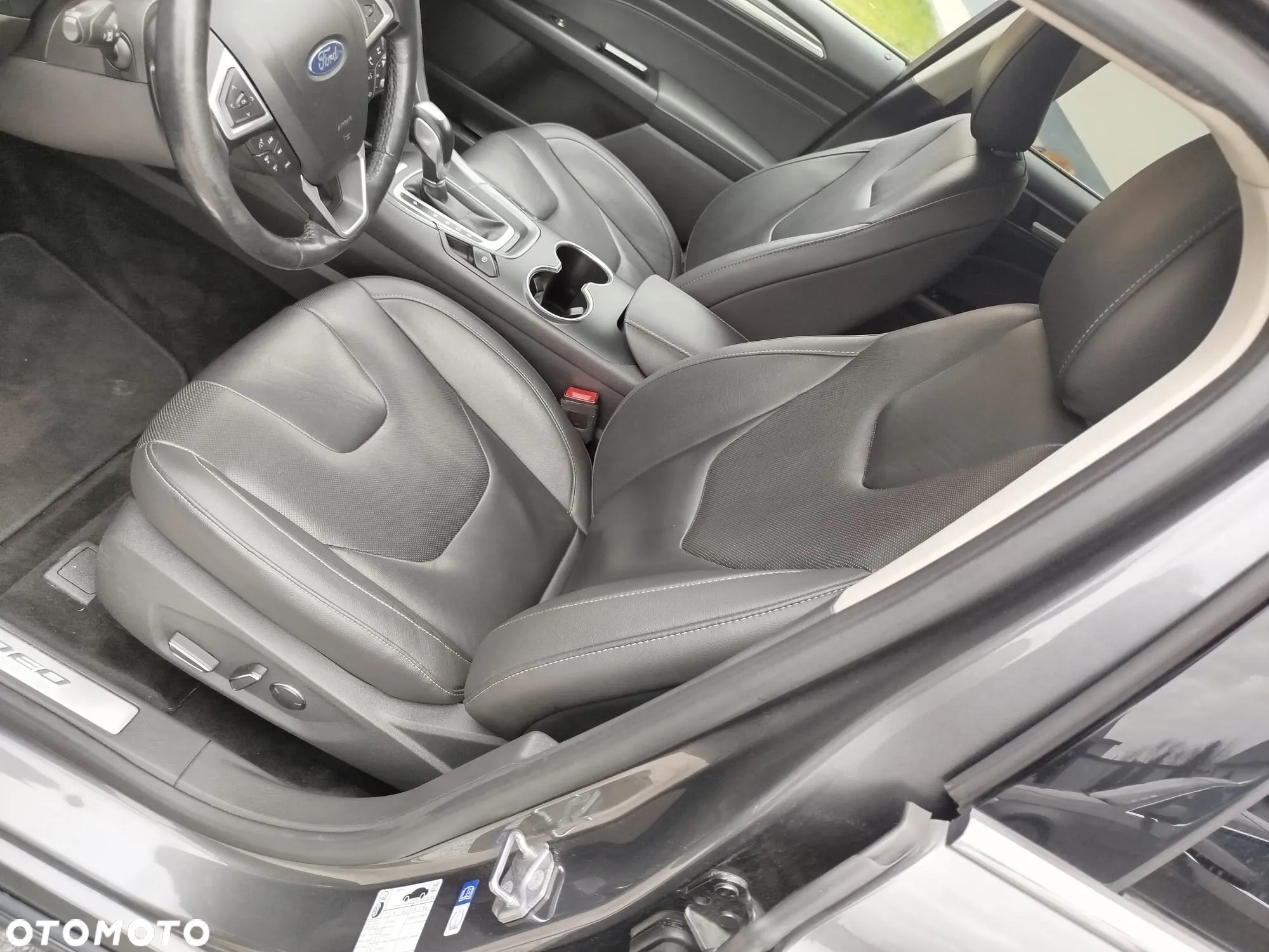 Ford Mondeo 2.0 TDCi Titanium PowerShift - 20