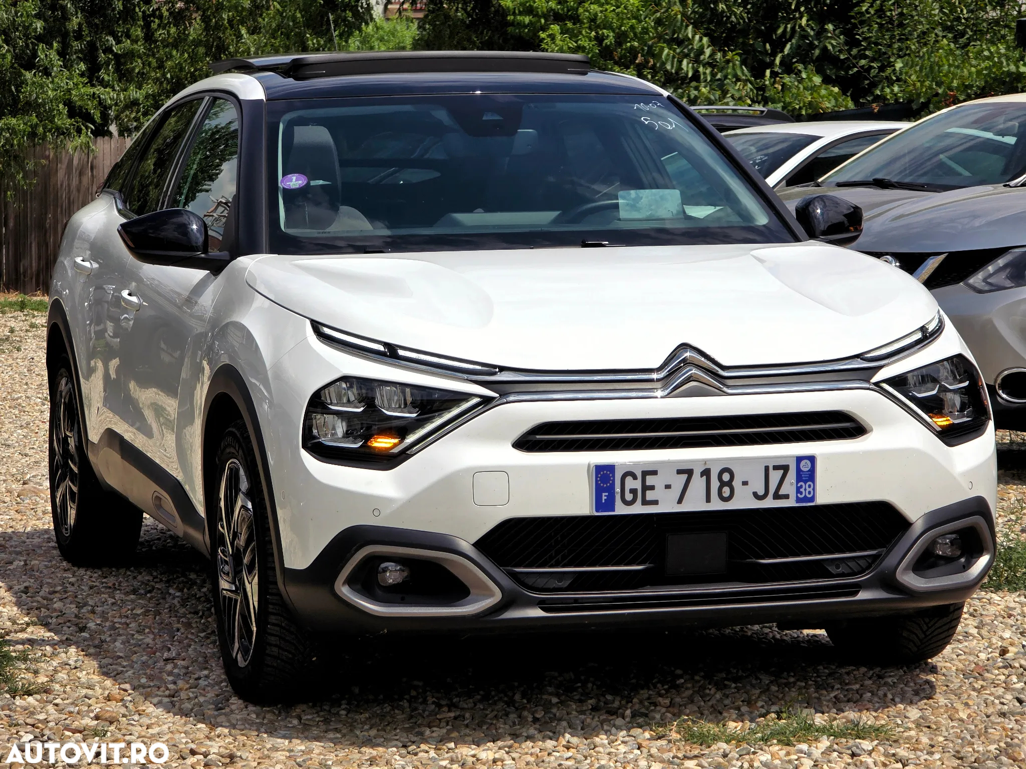 Citroën C4 1.2 PureTech 130 S&S EAT8 PLUS - 3