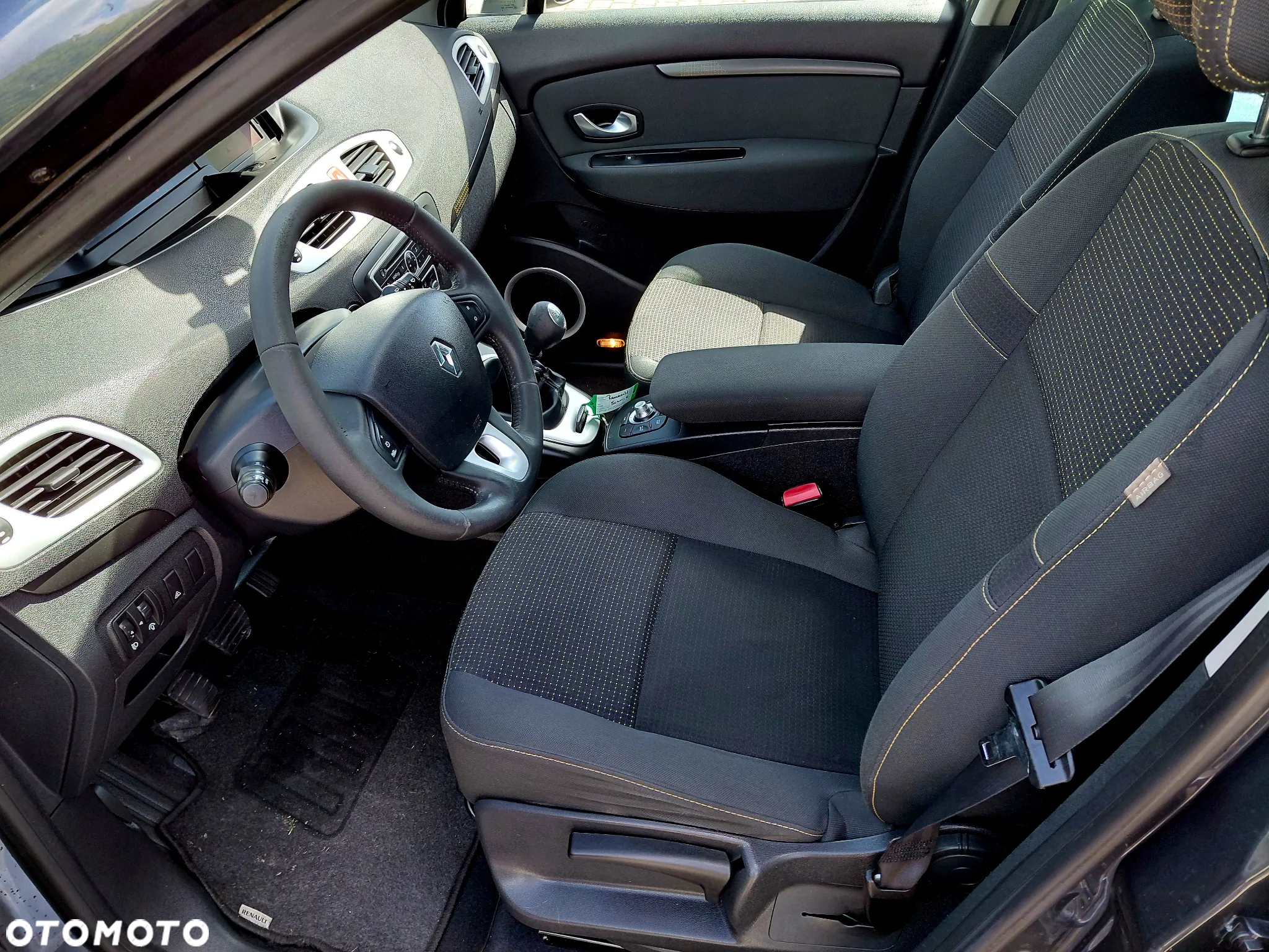 Renault Scenic 1.4 16V TCE Expression - 13