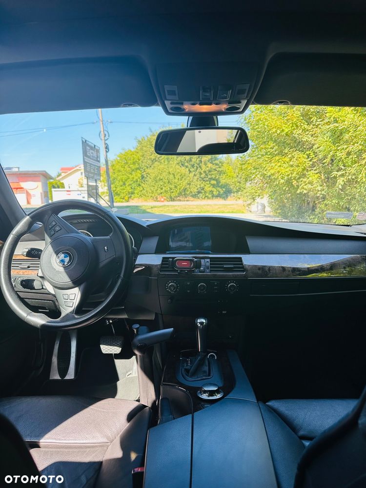BMW Seria 5 - 12