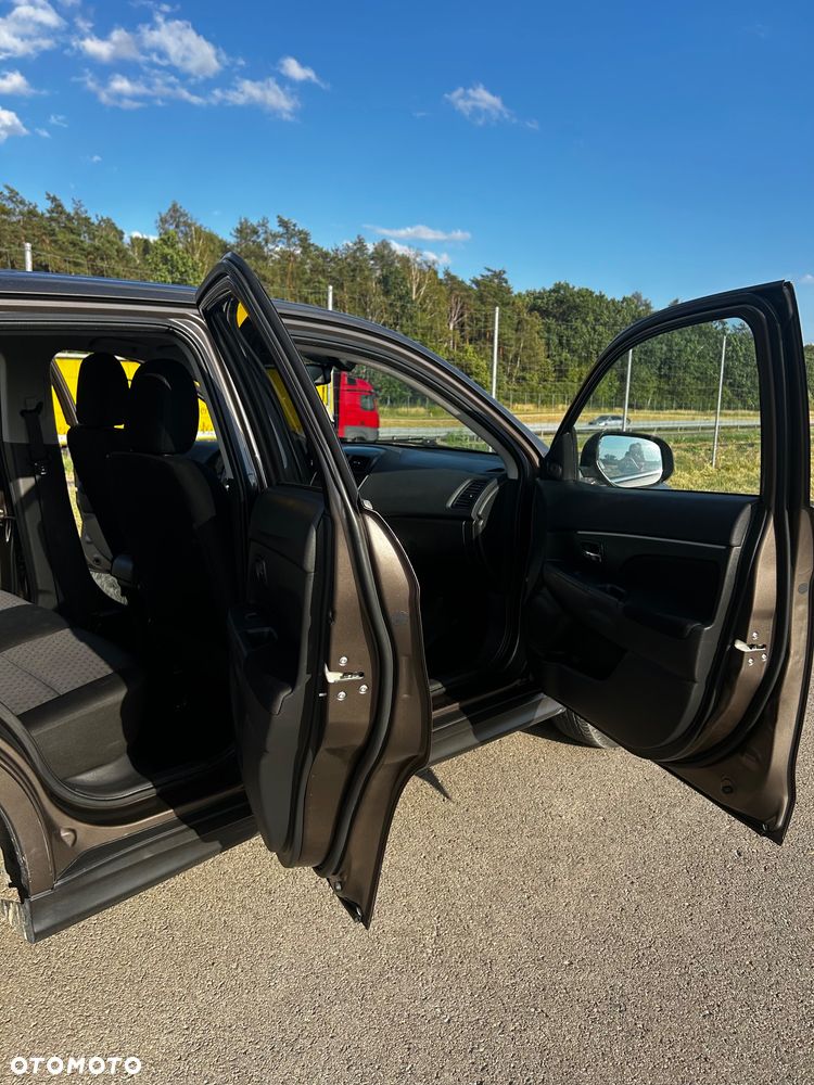 Mitsubishi ASX 1.8 DI-D 2WD 35 Jahre - 30