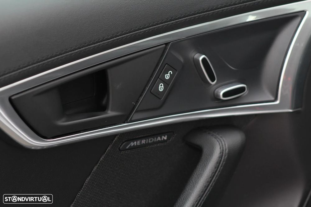 Jaguar F-Type 2.0 i4 R-Dynamic Black - 40