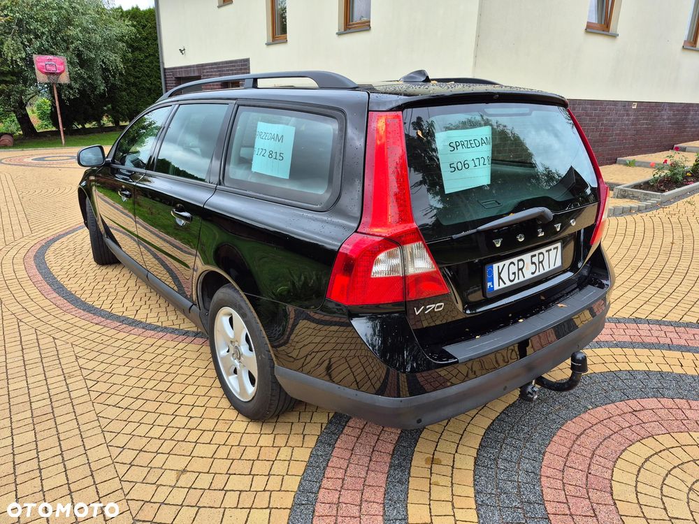 Volvo V70 2010 photo 2
